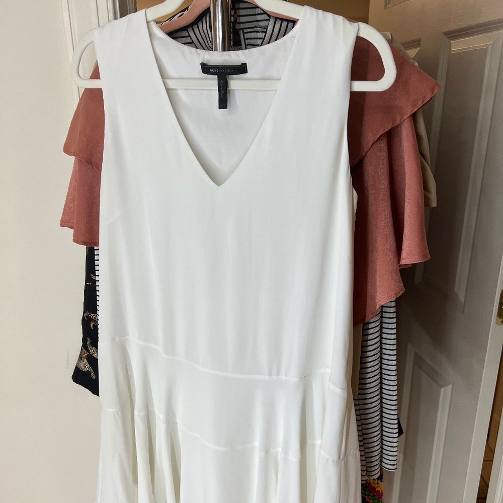 BCBGMaxAzria White Flowy Dress